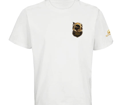 Détail visuel t-shirt Mout Waqef, lettrage doré et phrase arabe