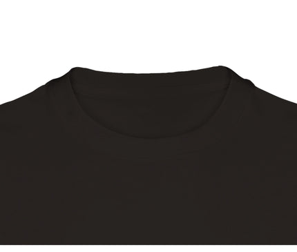 T-shirt Qantara Mout Waqef Or porté, coupe oversize unisexe