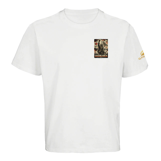 T-shirt blanc Qantara Casablanca 1952, militant poing levé et drapeau marocain